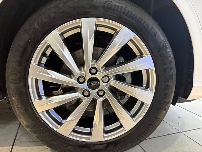 2022 Ford Kuga 2.5 Duratec 14.4kWh Vignale SUV 5dr Petrol Plug-in Hybrid CVT Euro 6 (s/s)  HATCHB...
