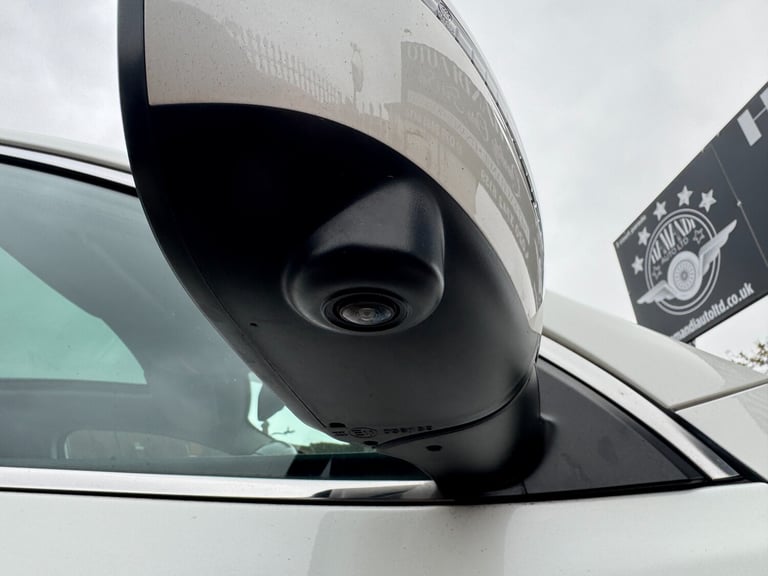 2017 Nissan Qashqai 1.2 DIG-T N-Connecta SUV 5dr Petrol XTRON 2WD Euro 6 (s/s)