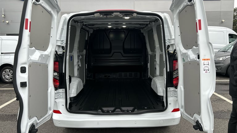 2025 Ford Transit Custom 2.5 PHEV 232ps H1 Van Limited Auto PANEL VAN PETROL/ELECTRIC Automatic