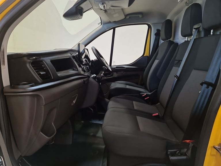 FORD TRANSIT CUSTOM 2.0 340 ECOBLUE LEADER P/V L1 H1 130 BHP SWB DIESEL
