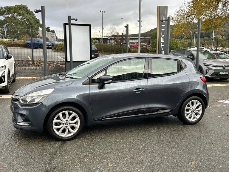 2017 Renault Clio 1.2 16V Dynamique Nav 5dr Hatchback Petrol Manual