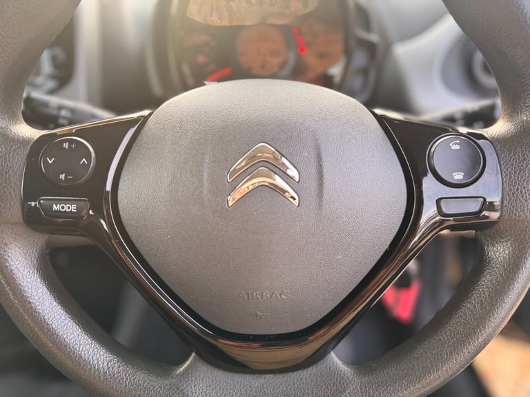 2014 Citroen C1 1.0 VTi Feel 3dr HATCHBACK Petrol Manual