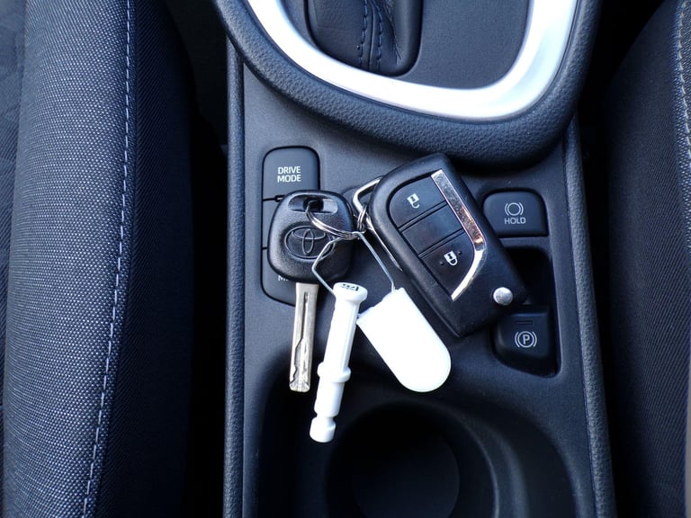 2021 Toyota Yaris 1.5 VVT-h Design Hatchback 5dr Petrol Hybrid E-CVT Euro 6 (s/s) (116 ps) HATCHB...