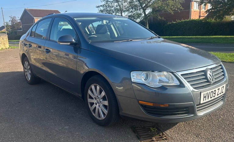 image for Volkswagen, PASSAT, Saloon, 2009, Manual, 1390 (cc), 4 doors