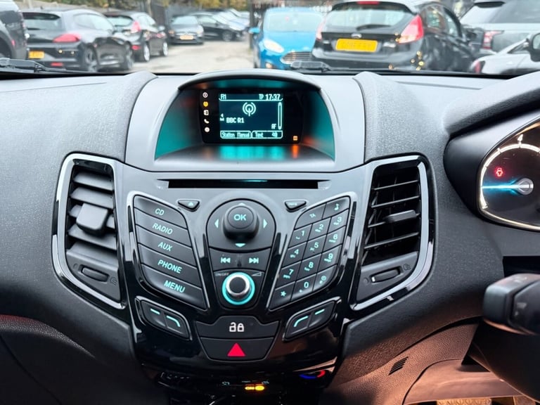 2014 Ford Fiesta 1.0 EcoBoost Zetec 5dr Powershift HATCHBACK PETROL Automatic