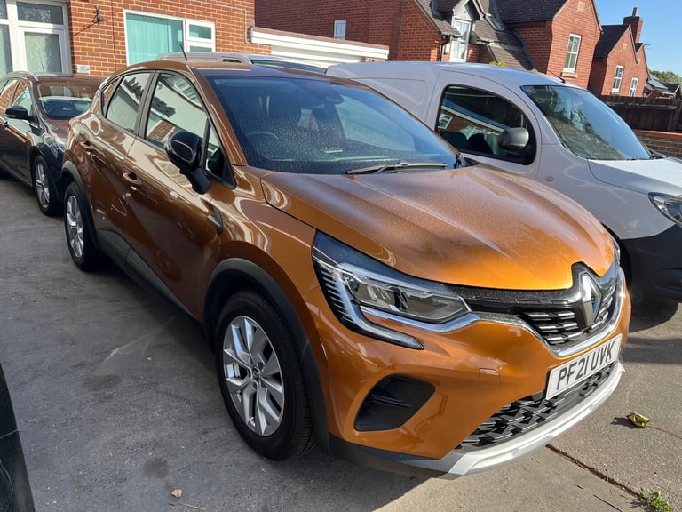 image for 2021 Renault Captur 1.3 TCE 140 Iconic 5dr HATCHBACK Petrol Manual