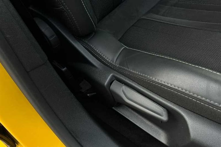 2022 Peugeot 208 1.2 PureTech GT Premium Hatchback 5dr Petrol EAT Euro 6 (s/s) (130 ps) Hatchback...