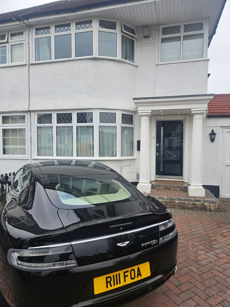 image for 3 double bedroom house to let