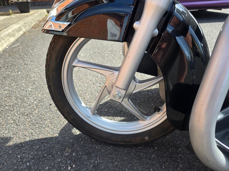 Mobility Scooter 4/8mph 3 Wheel, Drive Easy-Rider, Rd/Pave scooter
