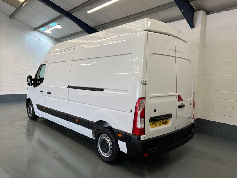 2022 Renault Master LH35dCi 135 Business High Roof Van PANEL VAN DIESEL Manual