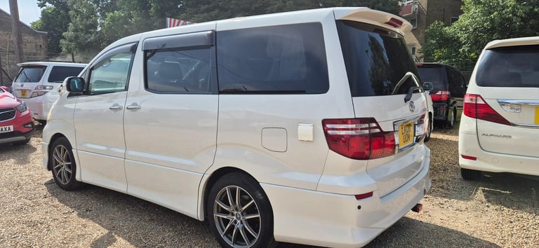 TOYOTA ALPHARD 2 BERTH CAMPERVAN WITH REAR CONVERSION AND FRIDGE