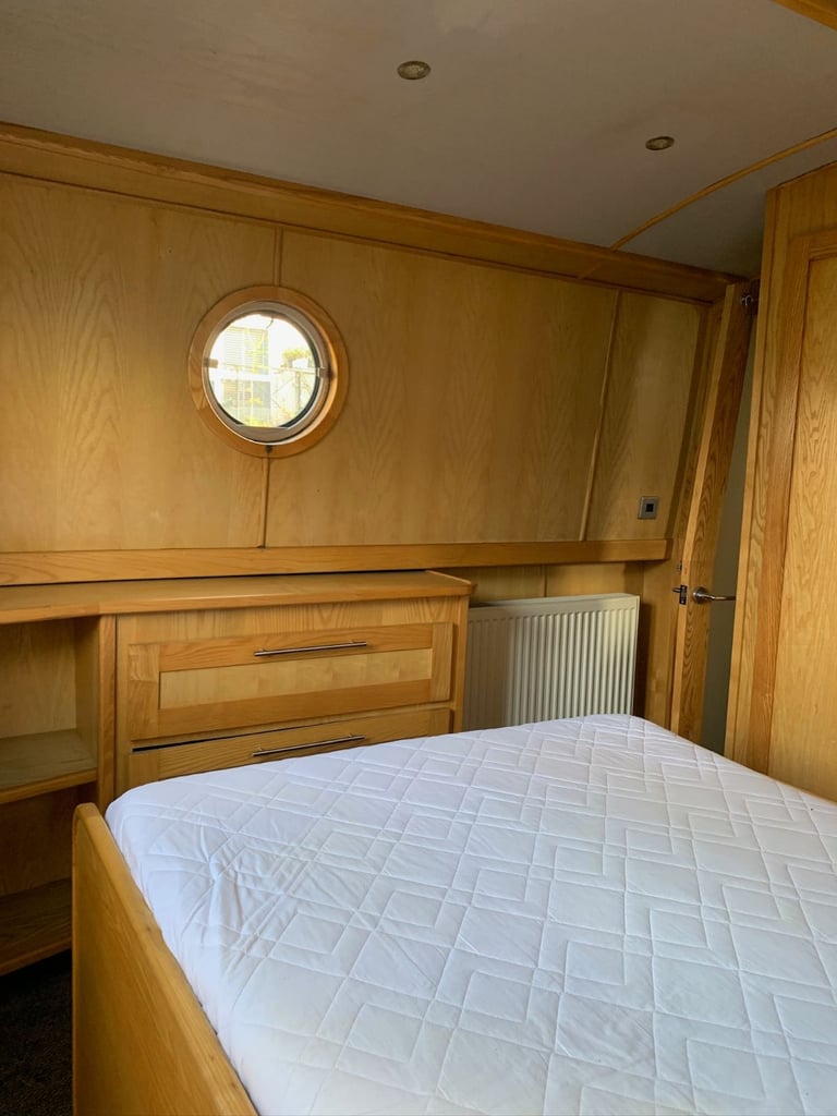 Canal Boat 55ft x 10ft Widebeam by Collingwood Boat Builders (2012) 4-6 berths