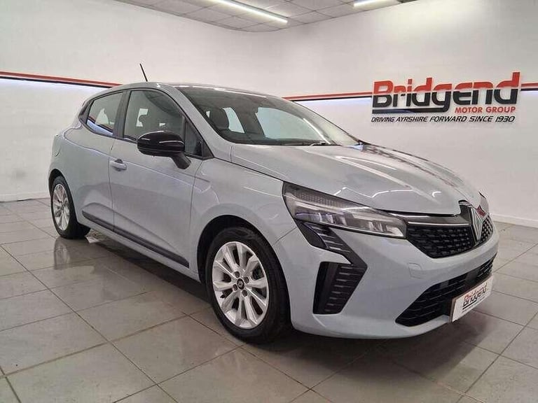 image for 2024 Renault Clio 1.6 E-TECH evolution Hatchback 5dr HATCHBACK Petrol/Electric Hybrid Automatic