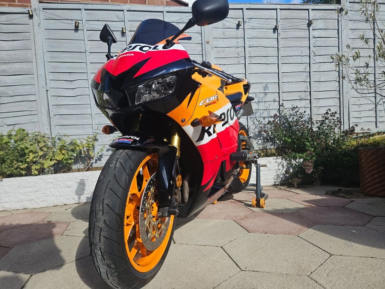 Honda CBR600RR 2016 ABS Repsol Stunning Bike