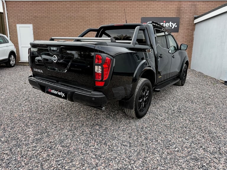 2020 Nissan Navara 2.3 dCi N-Guard Auto 4WD Euro 6 4dr PICK UP Diesel Automatic