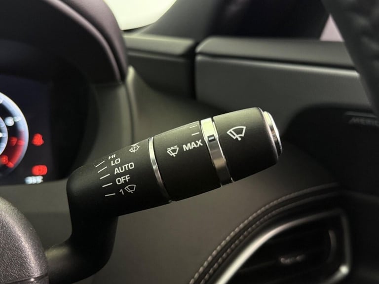 2018 Jaguar XE 2.0i GPF R-Sport Auto Euro 6 (s/s) 4dr Saloon Petrol Automatic