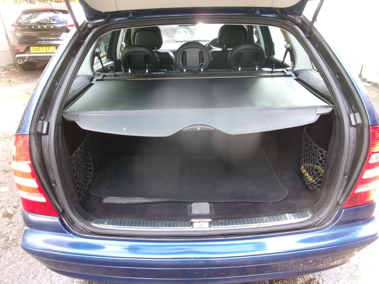 Mercedes-Benz C Class 1.8 C180 Kompressor Classic SE 5dr 2005 (05 reg) Manual, Petrol, cheap car