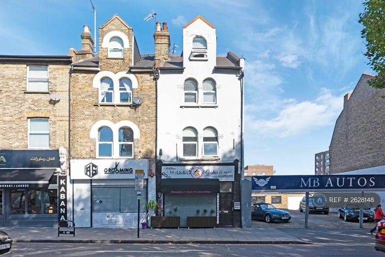 image for 1 bedroom flat in High Street, London, N8 (1 bed) (#2628148)