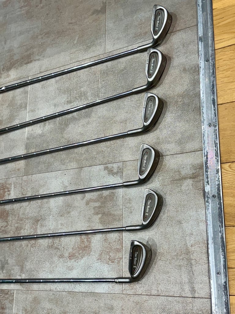 image for Tour Model III LI-Grlive Cavity Style Right Handed Irons Set (5-9, P) – Steel Shafts, Pro Only Grips