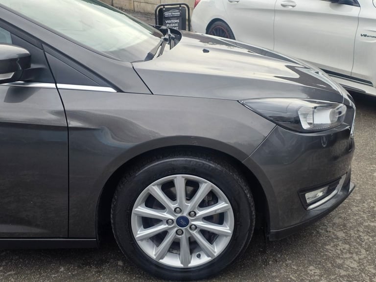 2016 Ford Focus 1.0 EcoBoost 125 Titanium 5dr Auto HATCHBACK PETROL Automatic