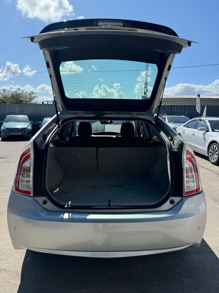 2012 Toyota Prius 1.8 VVTi Excel 5dr  Hatchback Petrol/Electric Hybrid Automatic