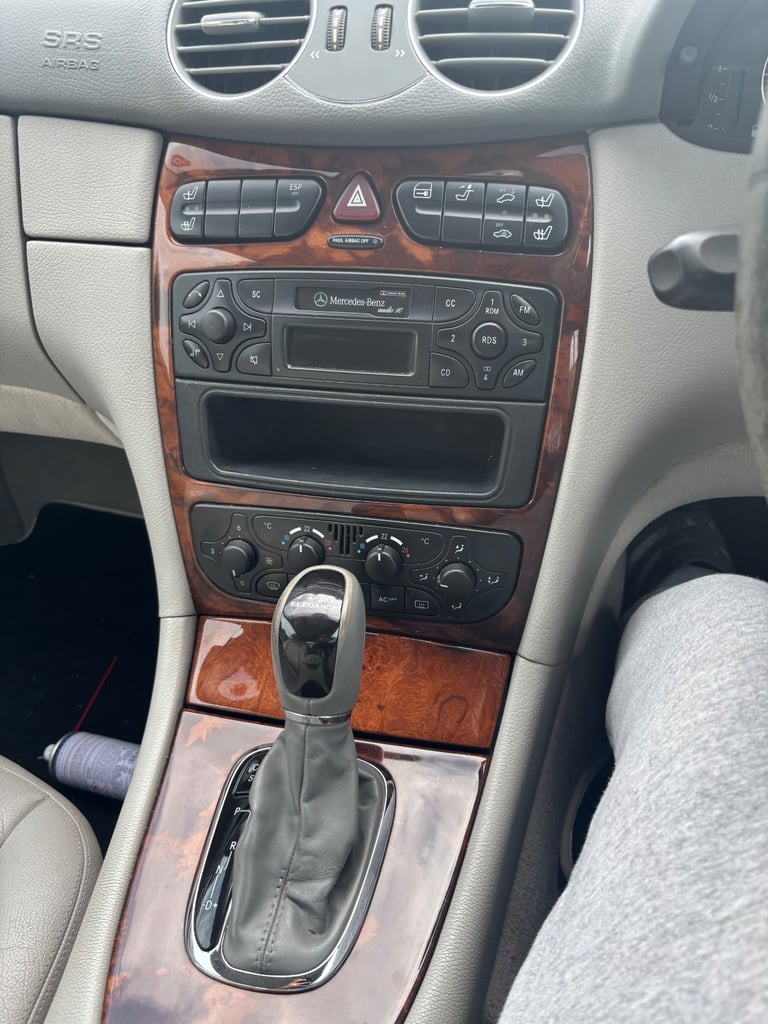 Mercedes-Benz, CLK, Coupe, 2004, Semi-Auto, 3199 (cc), 2 doors