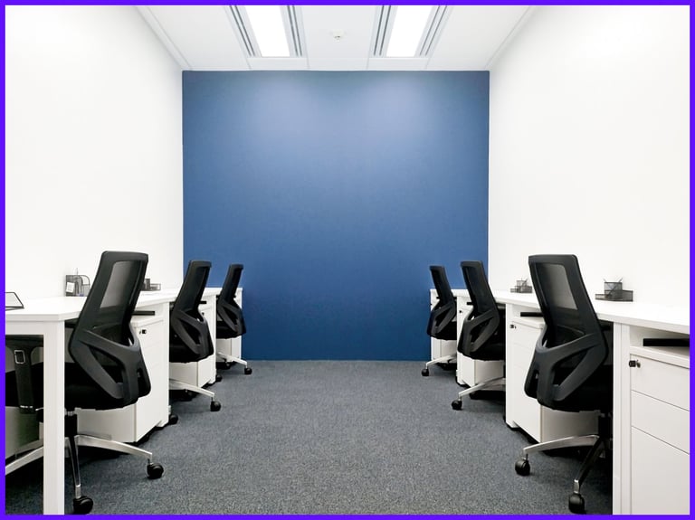 Leeds - LS2 8BD, Access to professional office space for 5 people in HQ Cathedral Chambers