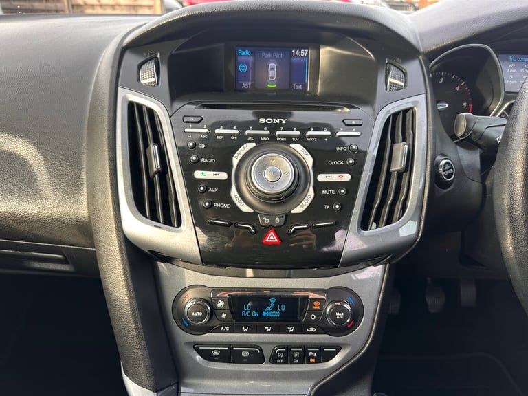 2012 Ford Focus 1.6 TDCi 115 Titanium 5dr HATCHBACK Diesel Manual