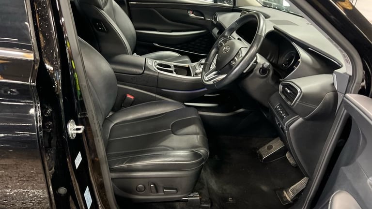 2022 Hyundai Santa Fe 1.6 h T-GDi Premium SUV 5dr Petrol Hybrid Auto 4WD Euro 6 (s/s) (230 ps) ES...