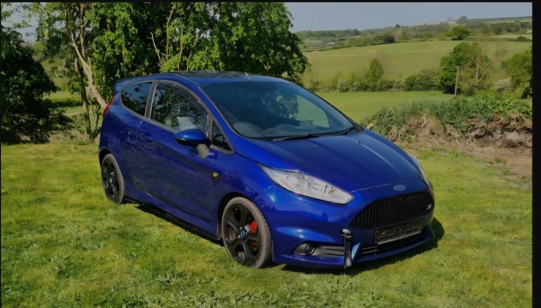 Ford, FIESTA, Hatchback, 2014, Manual, 1596 (cc), 3 doors