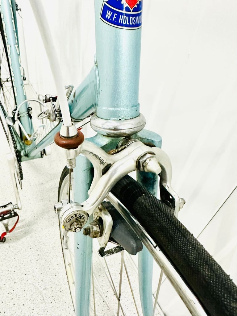 HOLDSWORTH PROFESSIONAL Size/58 cm Suntour Groupset Road Bikd Fully Serviced 