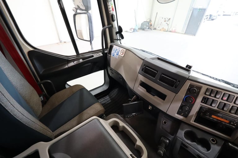 2018 (18 PLATE) Volvo FL250 4x2 Euro 6 Refrigerated