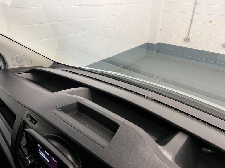 2022 Ford Transit Custom 2.0 300 EcoBlue Leader L2 H2 Euro 6 (s/s) 5dr Panel Van Diesel Manual