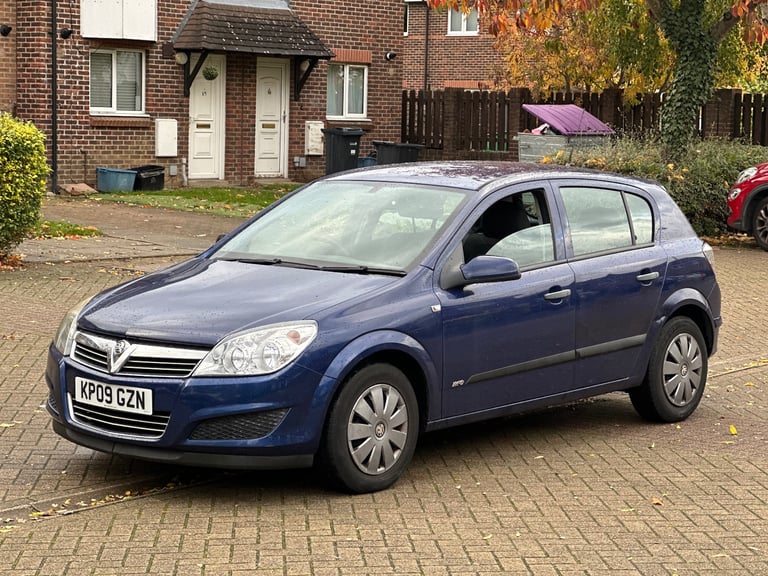 2009 Vauxhall Astra Life Automatic 1.8L 46,000 Miles Full Service History 1YR NEW MOT ONLY 1 OWNER