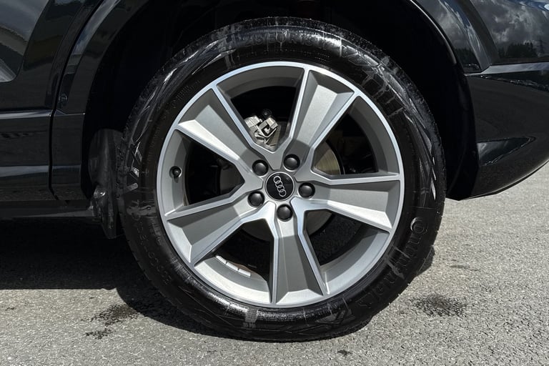 2025 Audi Q2 S line 30 TFSI  116 PS 6-speed SUV PETROL Manual