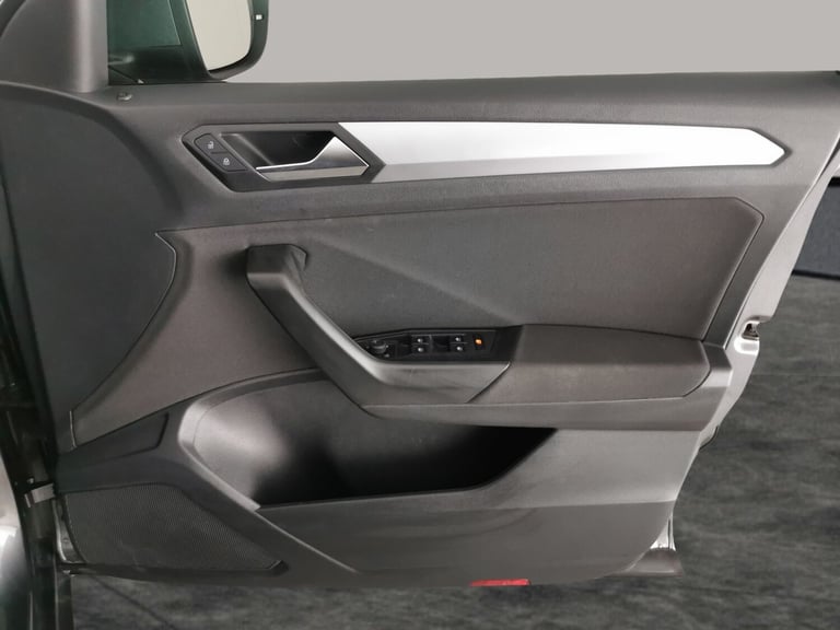 2022 Volkswagen T-Roc 1.0 TSI Life 5dr HATCHBACK PETROL Manual