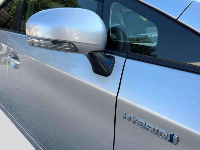 2013 Toyota Prius  1.8 VVT-h T Spirit CVT Euro 5 (s/s) 5dr Hatchback HYBRID ELECTRIC Automatic