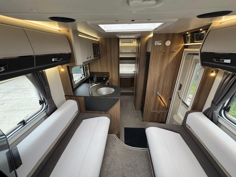 Swift Kon-tiki Sport 599 Island Bed & bench seats 4 Berth 2 Belts