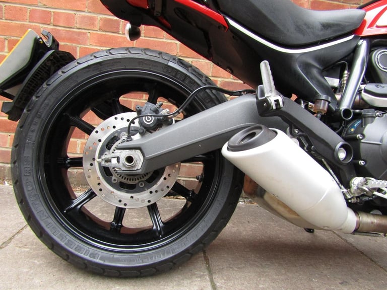 DUCATI SCRAMBLER 800  FULL SERVICE , ONE PREVIOUS OWNER ,VERY LOW MILES