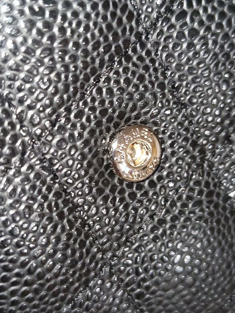 Chanel Classic Caviar Wallet