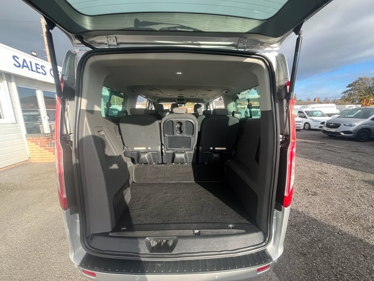 2022 Ford Tourneo Custom 2.0 EcoBlue 130ps L/R 8 Seater Titanium Auto MPV DIESEL Automatic