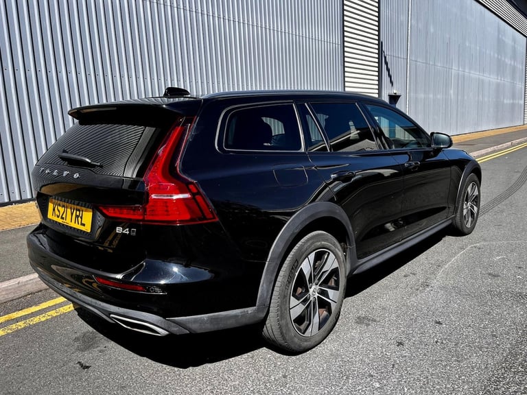 2021 Volvo V60 Cross Country 2.0 B4 MHEV Auto AWD Euro 6 (s/s) 5dr ESTATE Diesel/Electric Hybrid ...