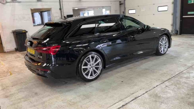 2022 Audi A6 Avant 2.0 TDI 40 Black Edition Estate 5dr Diesel S Tronic quattro Euro 6 (s/s) (2 Es...