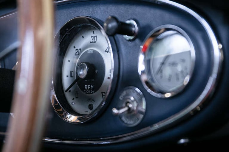 2021 Austin Healey PETROL Manual