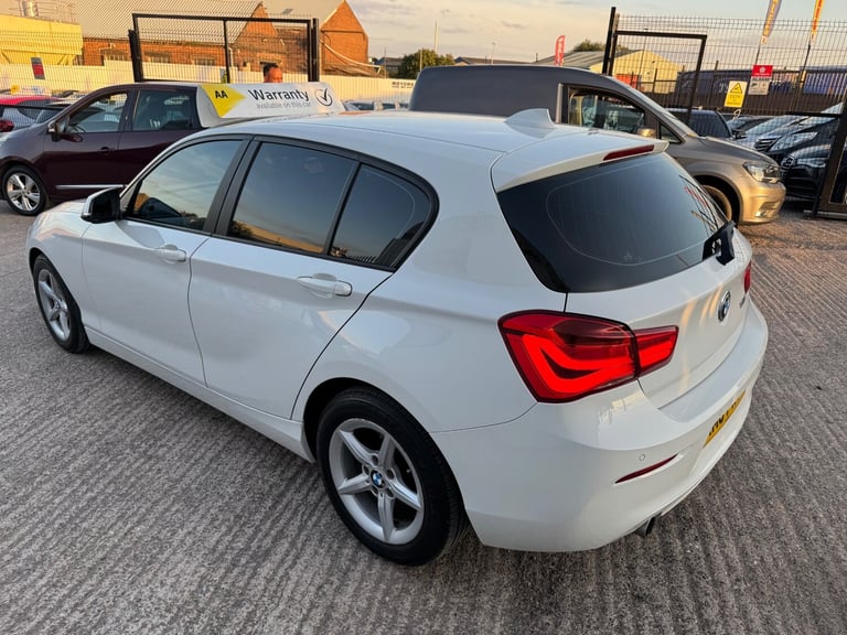 2017 BMW 1 Series 116d EfficientDynamics Plus 5dr HATCHBACK Diesel Manual