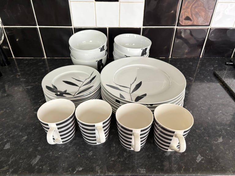 image for Dinner service