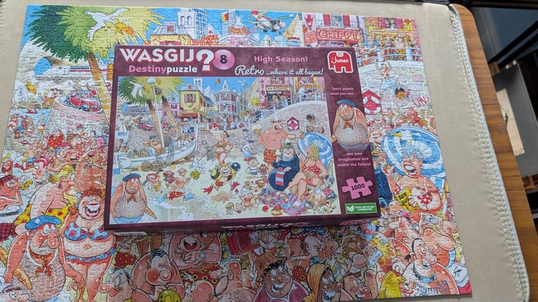 image for Wasgij Destiny Jigsaw puzzle  Number 8 High Season!