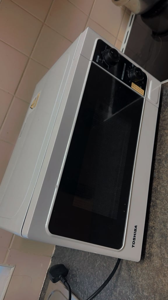 Microwave Toshiba in Gorton, Manchester Gumtree