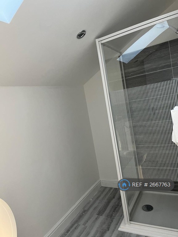 2 bedroom flat in Studley, B807hj, B80 (2 bed) (#2667763)