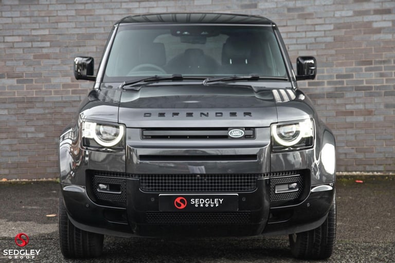 2022 Land Rover Defender 110 5.0 P525 V8 Auto 4WD Euro 6 (s/s) 5dr ESTATE Petrol Automatic